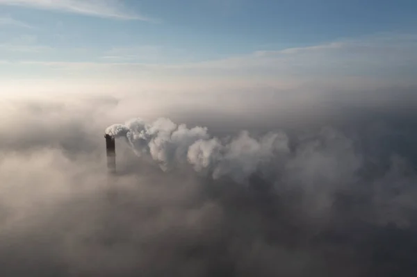 Wysoko Nad Chmurami Szkodliwe Emisje Górnej Części Atmosfery Zmiany Klimatu — Zdjęcie stockowe