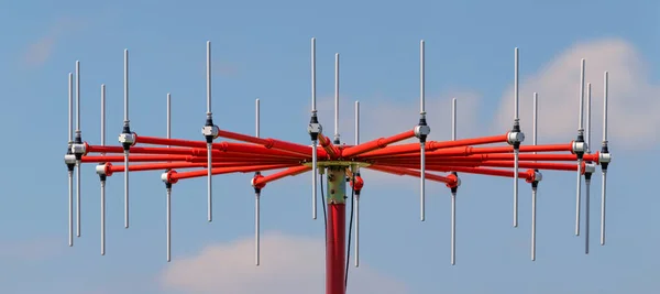 Högteknologisk Antenn För Högkvalitativ Höghastighetskommunikation Utveckling Mobilnät Och Internet — Stockfoto