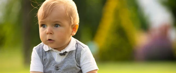 Little Happy Boy Green Grass House Selective Focus — Stock Photo, Image