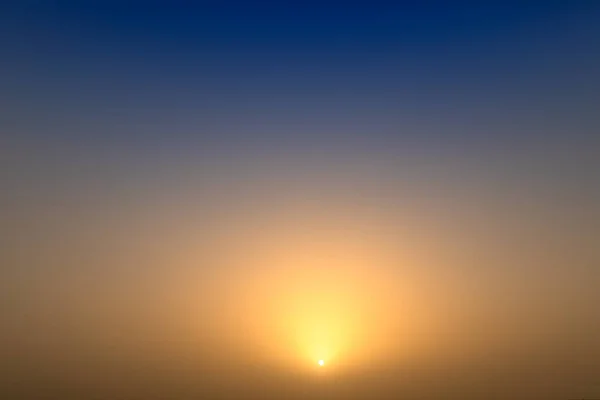 Ярко Желтое Голубое Небо Закате Восходе Солнца Похоже Украинский Национальный — стоковое фото