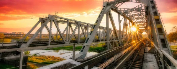 Railway Metal Bridge River Sunset Dawn — Stock Photo, Image