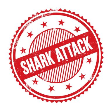 Shark Saldırı metni kırmızı grungy zig zag kenarları yuvarlak pul üzerine yazılmış.