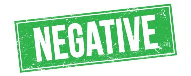 Yeşil grungy dikdörtgen damga işareti üzerinde olumsuz metin.