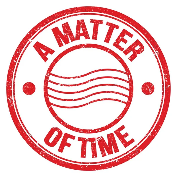 Kırmızı yuvarlak posta damgası üzerine yazılmış bir Zaman Meselesi metni