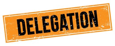 Siyah turuncu grungy dikdörtgen damgalı metin.