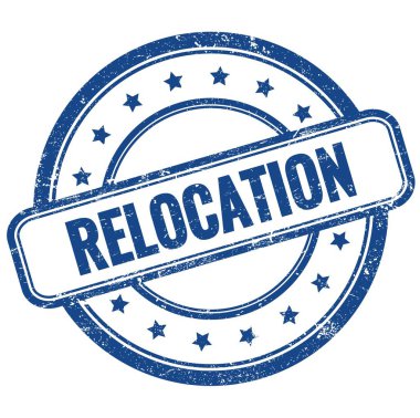 Kauçuk damgalı mavi antika grungy üzerine RElokasyon metni.