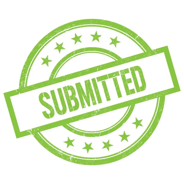 Yeşil yuvarlak vintage kauçuk damga üzerine yazılmış SUBMITTED metni.