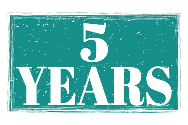 5 YIL, mavi grungy mühür işareti üzerine yazılmış kelimeler