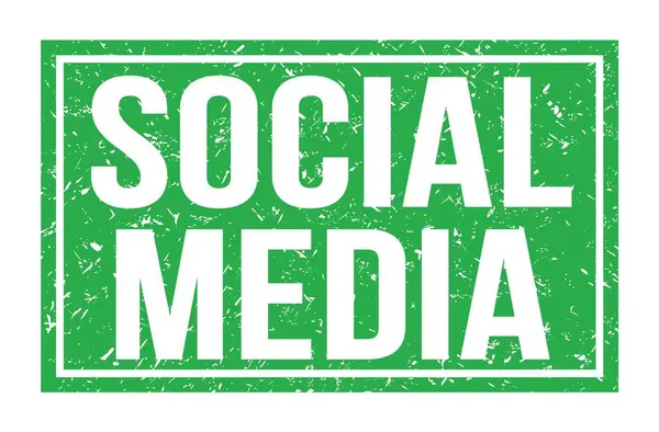 社交媒体 写在绿色矩形邮票上的字 — 图库照片