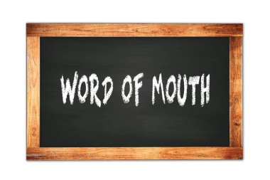 Siyah ahşap çerçeve okul tahtasına yazılmış Ağız Metni.