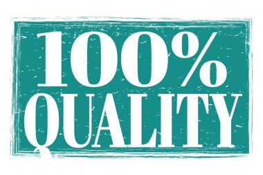 % 100 nitelik, mavi grungy mühür işareti üzerine yazılmış kelimeler