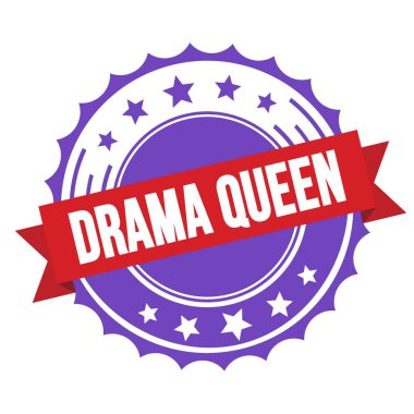 Kırmızı menekşe rozet damgalı DRAMA QUEEN metin.