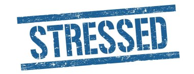 Mavi grungy satır işareti üzerinde STRESED metin.