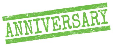 Yıldönümü metni yeşil grungy satır işareti üzerine yazılmış.