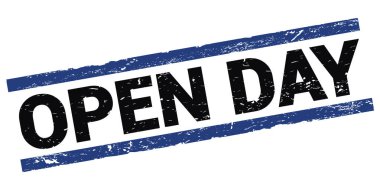 Açık Gün metni siyah-mavi dikdörtgen mühür işareti üzerine yazılmış.