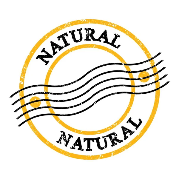 Naturalne Tekst Napisany Żółto Czarnym Grungowym Znaczku Pocztowym — Zdjęcie stockowe