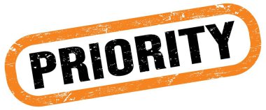 Özellik, turuncu-siyah dikdörtgen damgalı yazı.