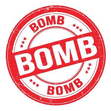 Kırmızı yuvarlak grungy işareti üzerine yazılmış BOMB metni