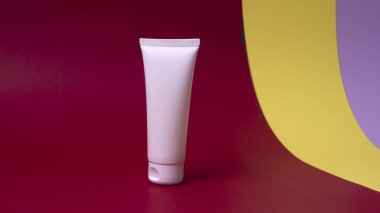 Temiz el ya da yüz kremi paketi