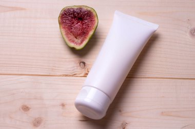 Temiz el ya da yüz kremi paketi