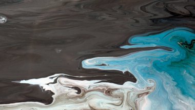 Sulu mürekkebin renkleri saydamdır. Soyut çok renkli mermer desen arkaplanı