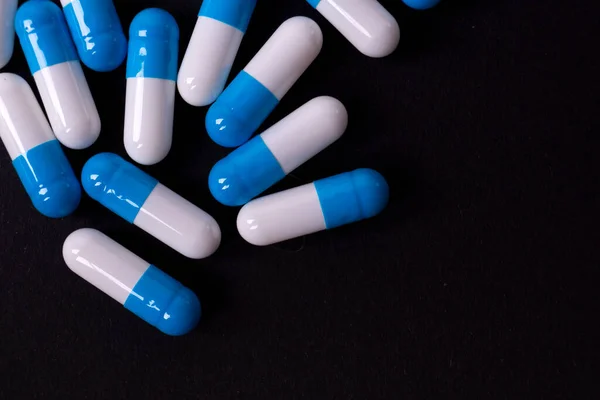 beyaz ve mavi haplar genel arka plan