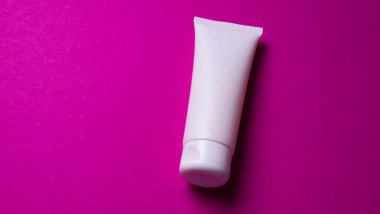 Temiz el ya da yüz kremi paketi