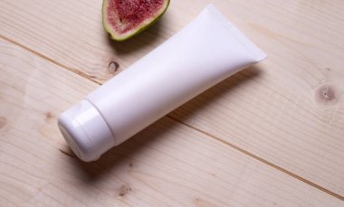 Temiz el ya da yüz kremi paketi