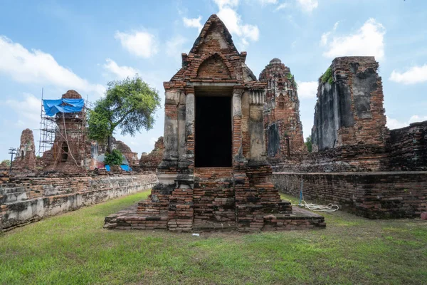 Alte Touristenattraktion Ayutthaya Die Unterkunft Hat Innen Eine Tür Ähnlich — Stockfoto