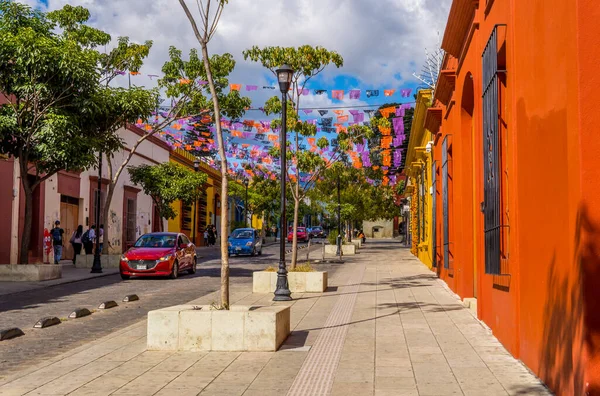 Oaxaca Messico Novembre 2021 Una Strada Con Case Coloniali Decorazioni — Foto Stock