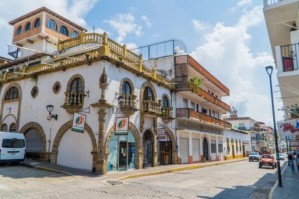 Puerto Vallarta México Septiembre 2021 Plano Callejero Arquitectura Tradicional Automóviles — Foto de Stock