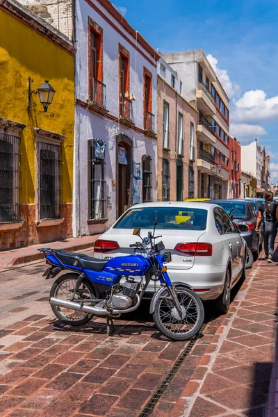 Queretaro Mexiko September 2021 Yamaha Motorrad Und Autos Der Stadt — Stockfoto