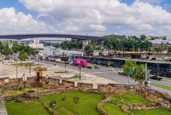 Santo Domingo Δομινικανή Δημοκρατία Οκτωβρίου 2021 Ποταμός Ozama Κίνηση Γέφυρα — Φωτογραφία Αρχείου