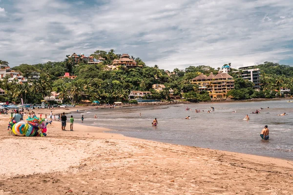 Sayulita Meksyk Września 2021 Uliczny Sprzedawca Turyści Sayulita Beach — Zdjęcie stockowe