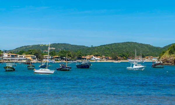 Бузиос Бразилия Марта 2022 Года Туристические Прогулочные Лодки Порту Около — стоковое фото