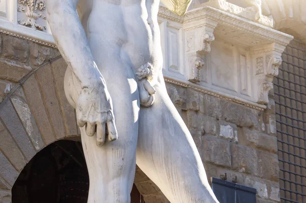 Antigua Escultura Masculina Cuerpo Brazos Piernas — Foto de Stock