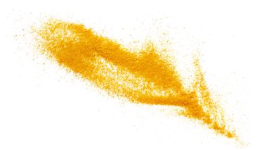 Beyaz arka planda izole edilmiş zerdeçal tozu yığını, üst manzara. Sarı zerdeçal tozu. Hint baharatı, beyaz arka planda izole edilmiş zerdeçal tozu. Beyaz arkaplanda izole edilmiş Curcuma tozu, üst görünüm.