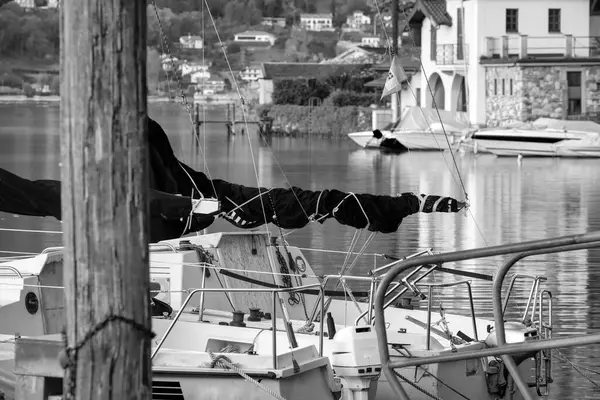 Barcos Lazer Atracados Cais Lago Orta Pequeno Lago Origem Alpina — Fotografia de Stock