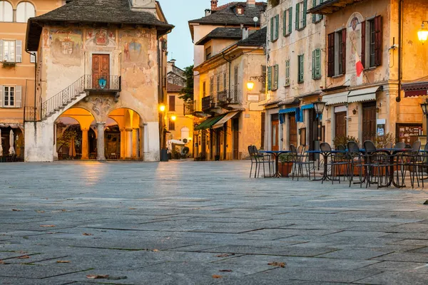 Plaza Motta Del Pueblo Orta Orillas Del Lago Del Mismo — Foto de Stock