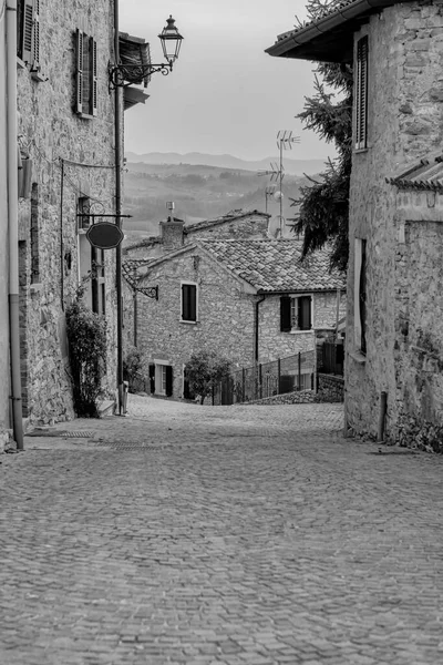 Oltrepo Pavese Lombardy Kuzey Talya Tepeleri Üzerinde Golferenzo Köyünün Eski — Stok fotoğraf