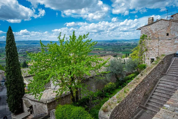 Panorama Över Gamla Husen Och Landsbygden Som Omger Staden Assisi — Stockfoto
