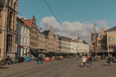Gent 'teki tarihi şehir merkezi (Gent), Belçika. Gent 'in mimarisi ve simgesi. Gent şehrinin manzarası.