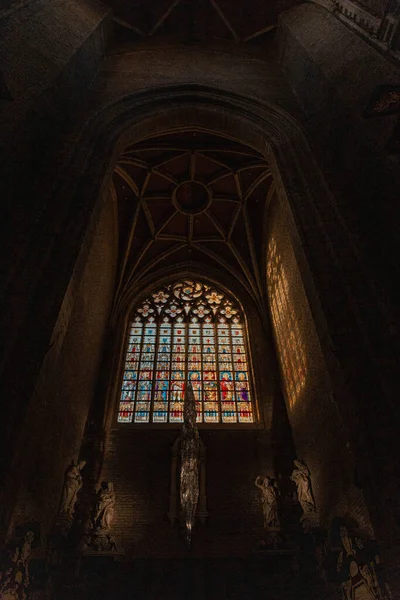 Gent 'teki tarihi şehir merkezi (Gent), Belçika. Gent 'in mimarisi ve simgesi. Gent 'in şehir manzarası. Katedral.
