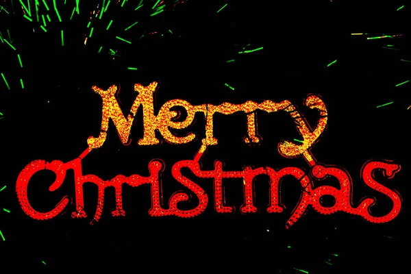 Choinka i tło dekoracji z kolorowym Merry Christmas liternictwo dla tekstu — Zdjęcie stockowe