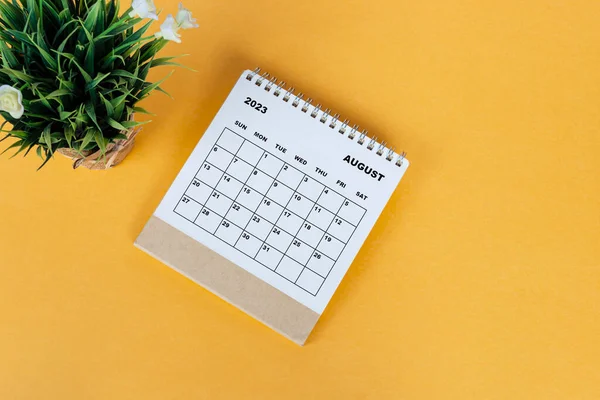 August 2023 Desk Calendar Yellow Background Directly Flat Lay Copy — 图库照片