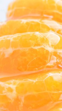 Meyveli kekin içindeki portakalın ayrıntıları