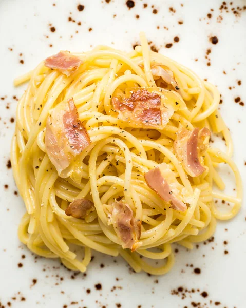 Italian Spaghetti Carbonara Bacon Eggs Cheese — Stock Photo, Image