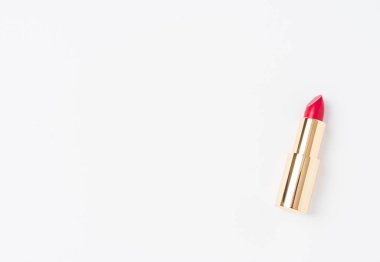 Kopyalama alanı olan beyaz arkaplan üzerindeki ruj