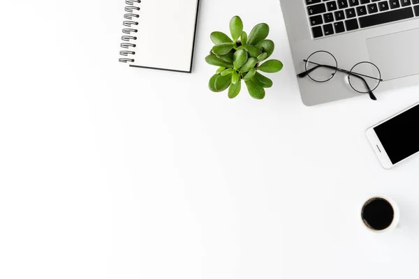 Espaço Trabalho Moderno Com Laptop Acessórios Negócios Área Trabalho Escritório — Fotografia de Stock