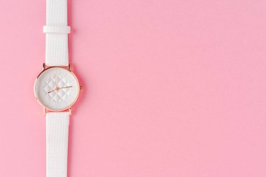 Moda kadınları izler. Üst görünüm